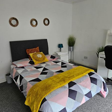 Double Room Close To Headingley Stadium ليدز المظهر الخارجي الصورة