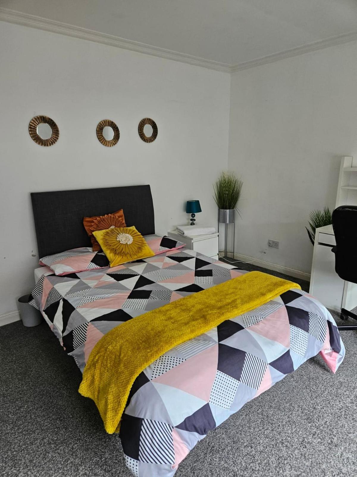 Double Room Close To Headingley Stadium ليدز المظهر الخارجي الصورة